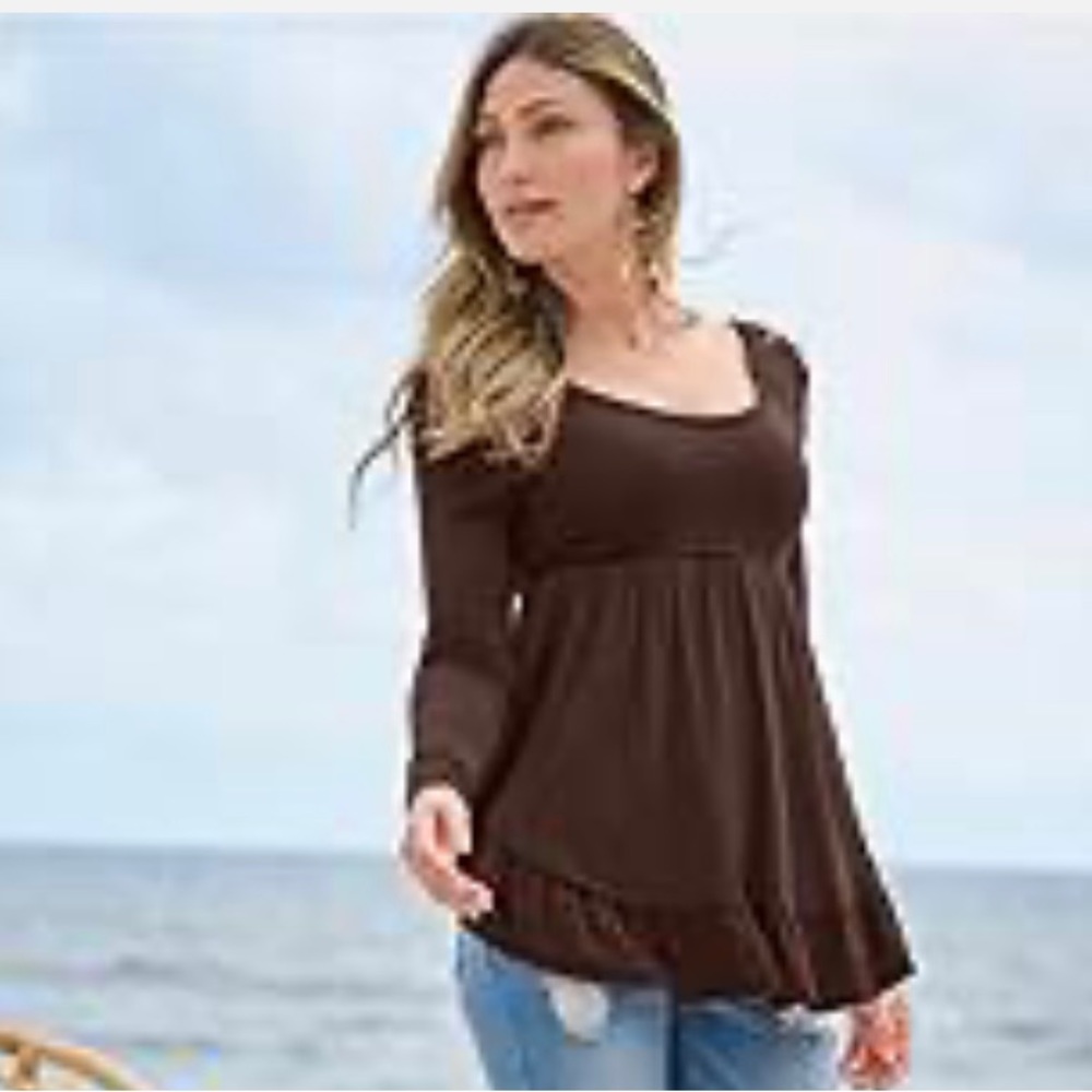 VENUS Long sleeve Babydoll top . Brown color Size XL . NEW